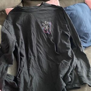 Urban pipeline, black l/s T-shirt, large with palm tree design on front, back